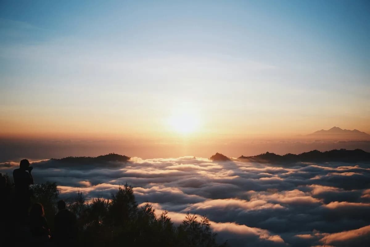 Chasing Bali's First Light: Top Sunrise Spots 2025