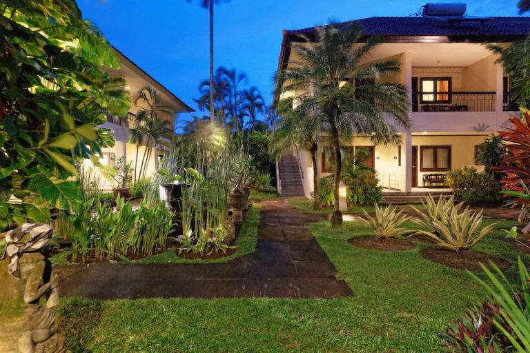 Legian Paradiso Hotel