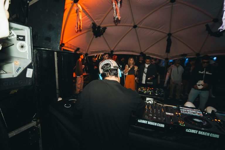 Atlas Beach Club photo 5