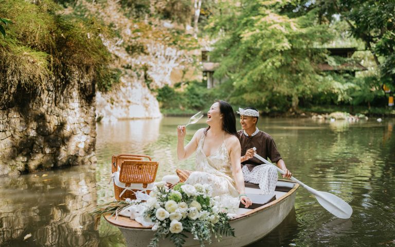 Romantic Picnic by Boat in Dua Dari Ubud, Ubud, Bali