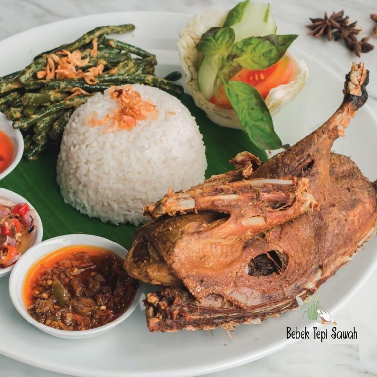 Bebek (Duck) Tepi Sawah Dining Experience in Ubud, Kuta, or Seminyak, Ubud, Bali