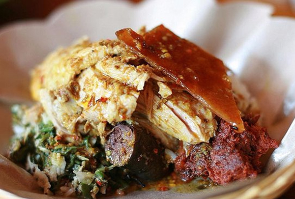 Popular Babi Guling (Suckling Pork) with Sightseeing Tour in Bali