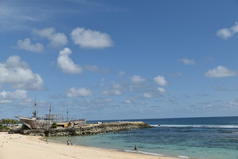 Melasti Beach photo 4