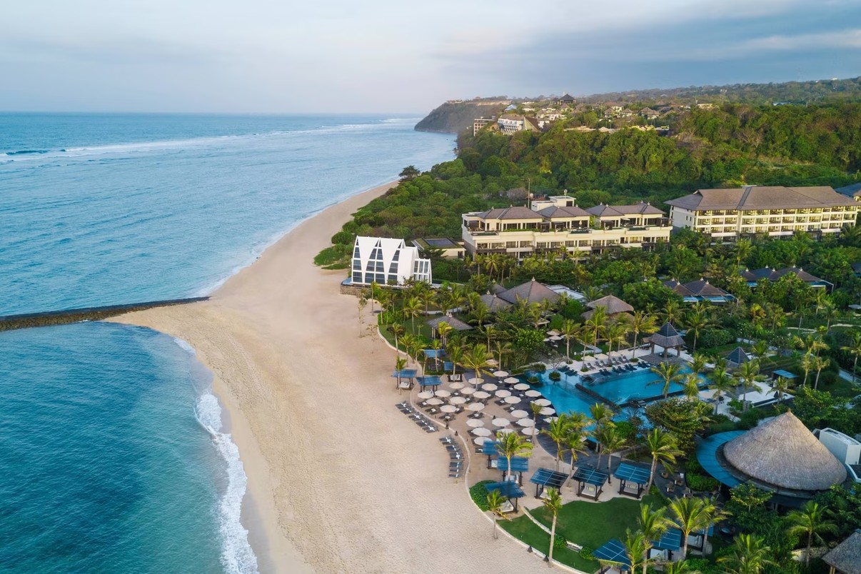 The Ritz Carlton Dining Experience in Nusa Dua Bali