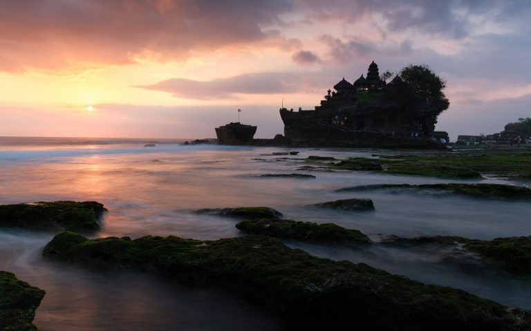 Tanah Lot Temple photo 5