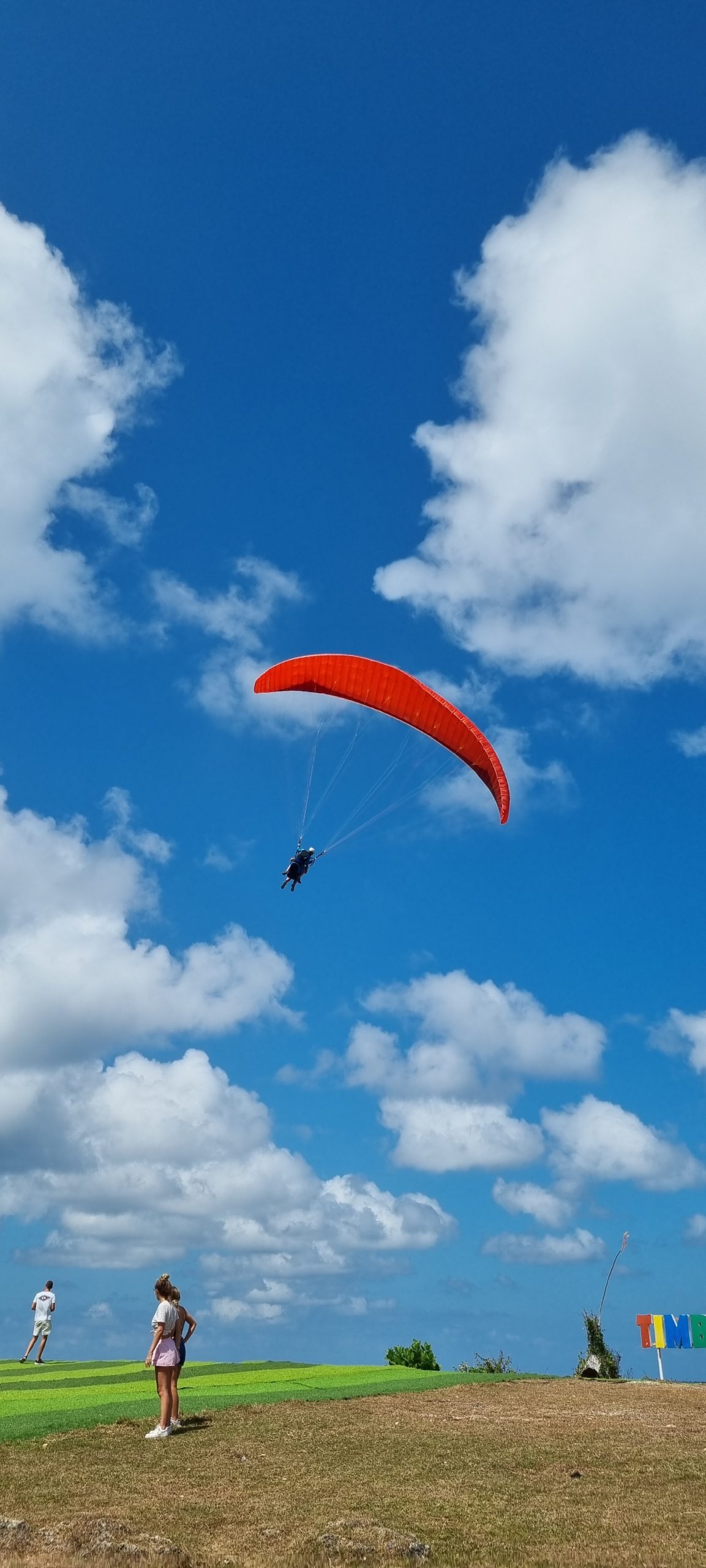 Bali Paragliding and Uluwatu Sunset Private Tour