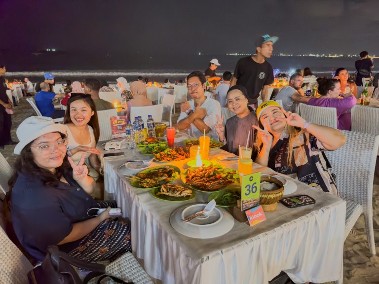 Jimbaran Seafood Dining and Sunset Experience, Jimbaran, Bali