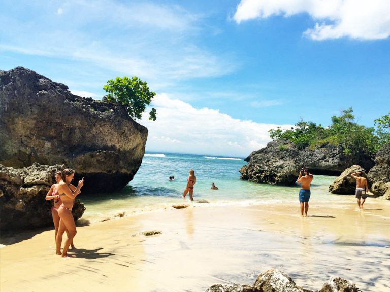Uluwatu and Ubud Private Trip with Korean Speaking Driver, Ubud, Bali